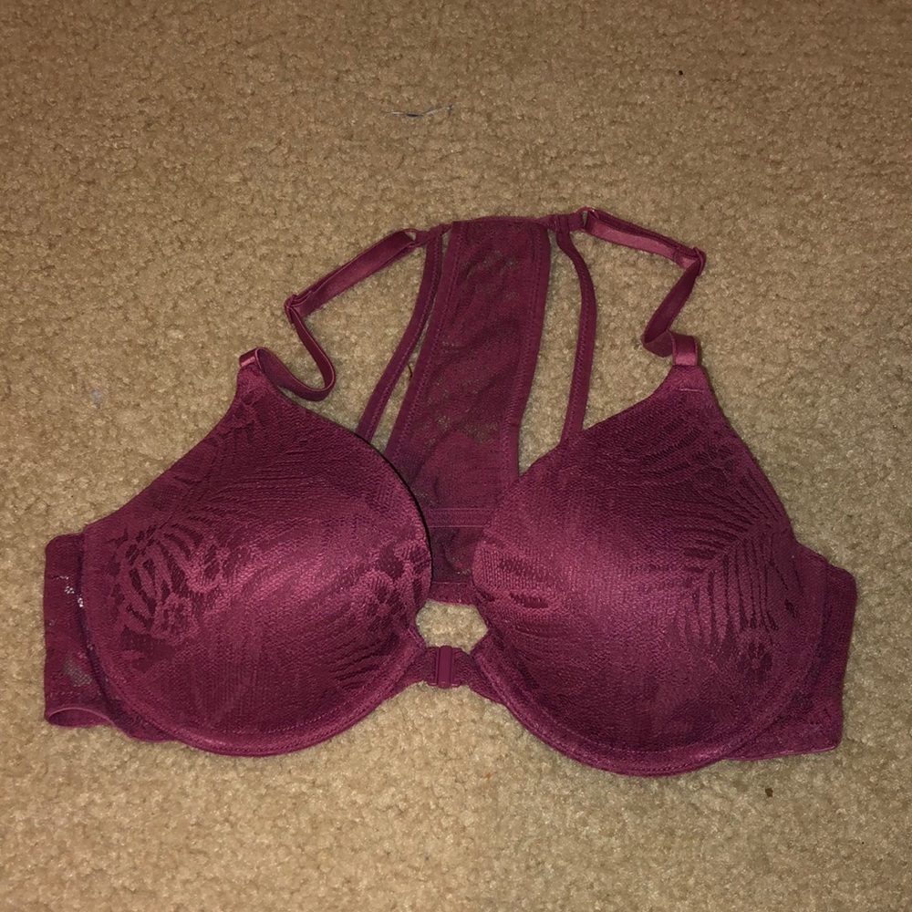pink bra